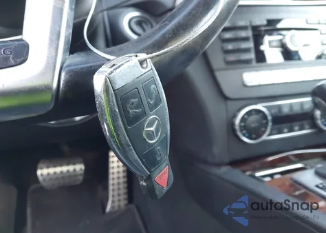 2013 Mercedes-Benz C 300 Sport 4Matic из США, поврежденный, VIN WDDGF8AB1DA835798